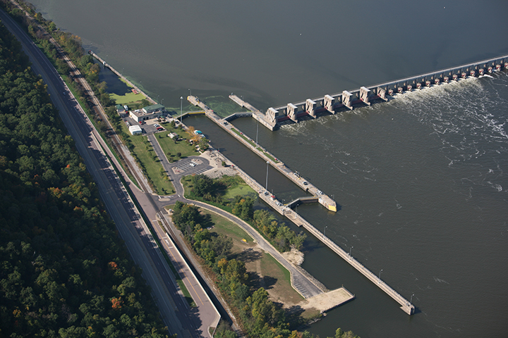 Aerial view of Lock and Dam 5.